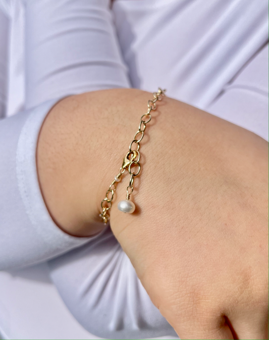 Pearl Pendant Bracelet